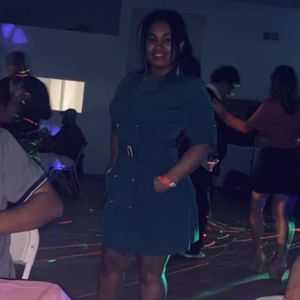 Meet your Posher, Maria edith